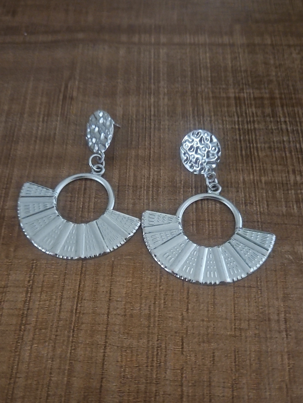 Textured Silver Fan Hoop Drop Earrings - Women Jewelry
